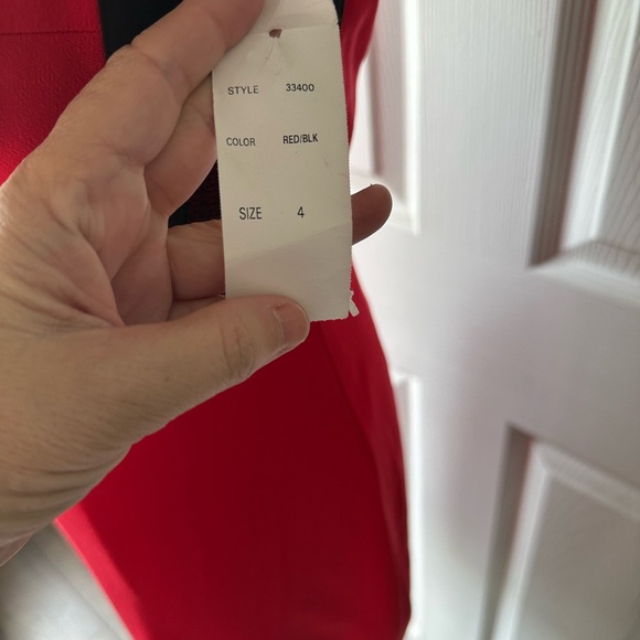 Cache Beautiful Work dress with a little bit of funky to it. Size 4. - Picture 4 of 4